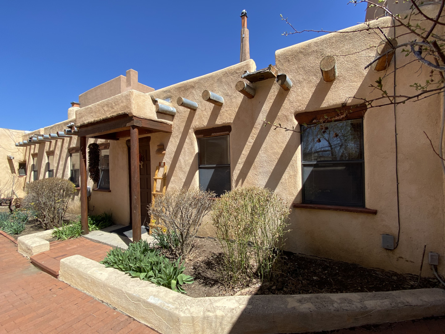 rental image